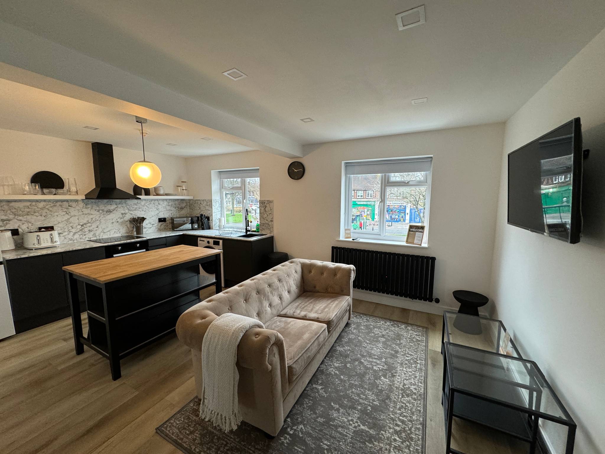 Lux 1 Bed Flat - Free Parking