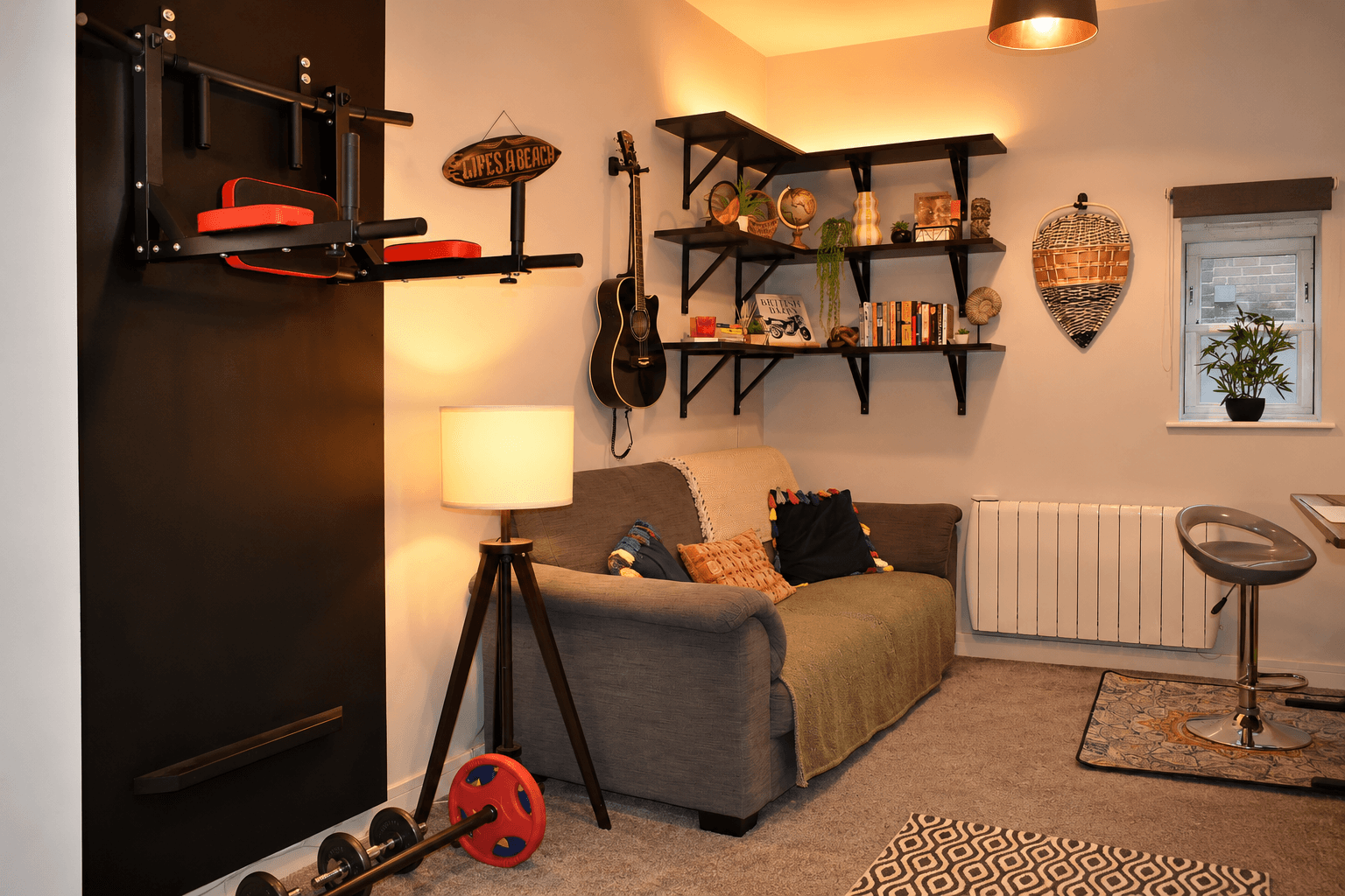 Dunstable 1BR | Parking, Workspace & Home Gym5