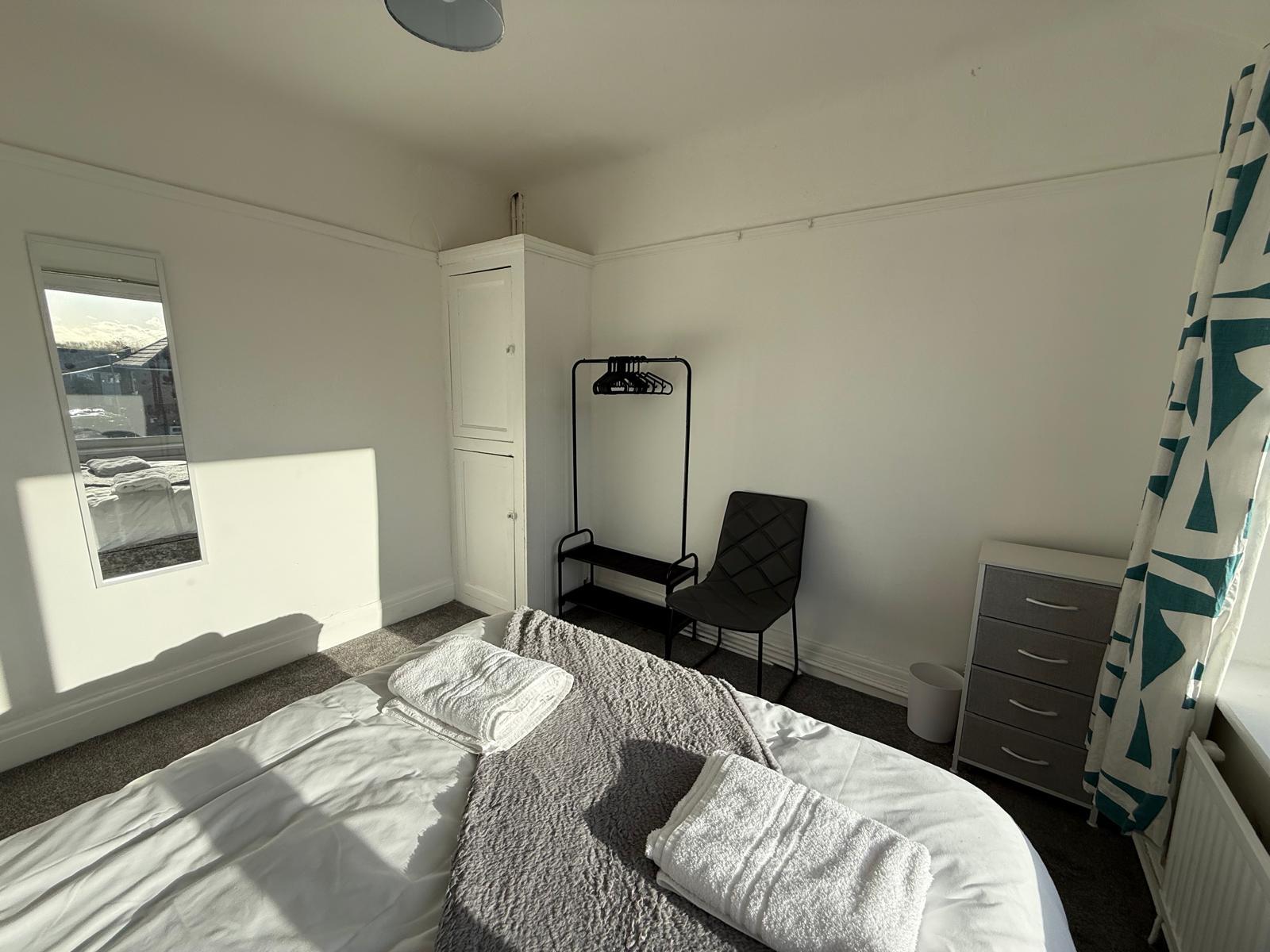Long or Short Stays Ellesmere Port - Parking WiFi2