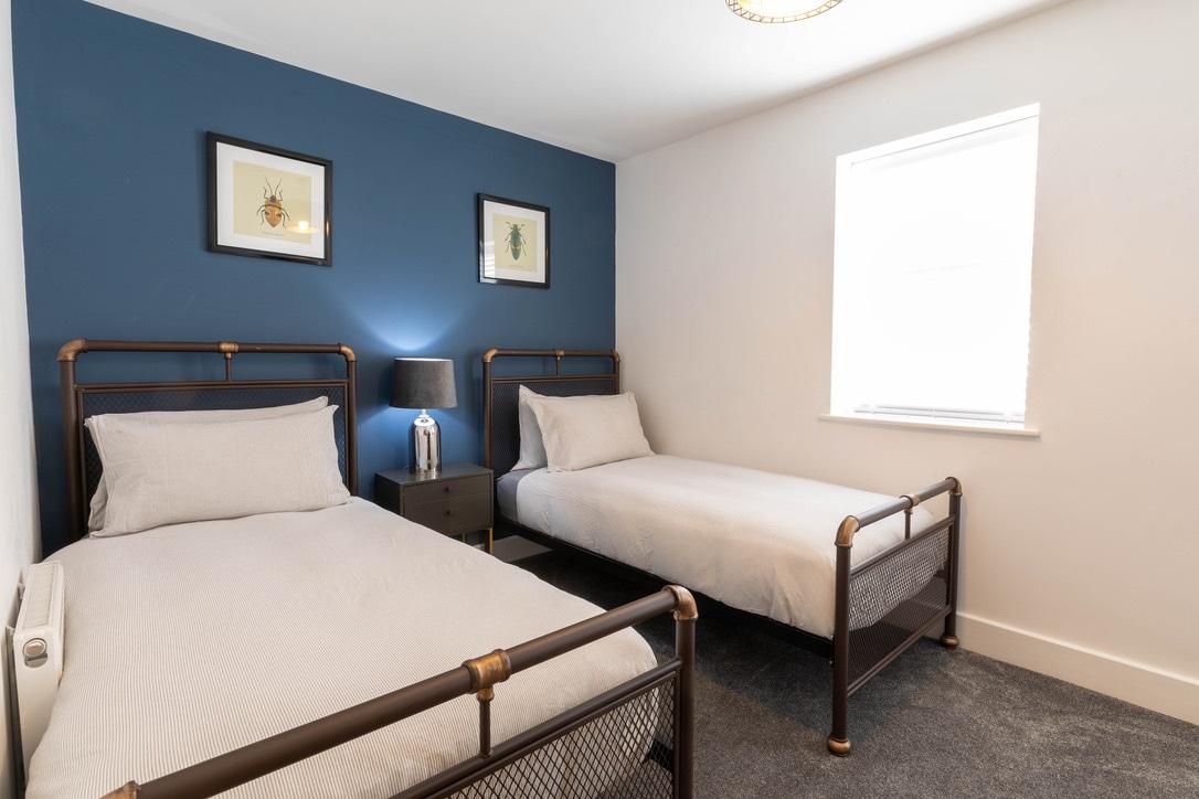 Orchard Point 2BR 2BA Apt + Free Parking3