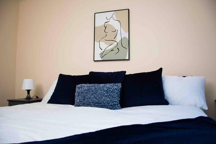 *Harmony's Home* 3-bedroom house in West Bromwich3