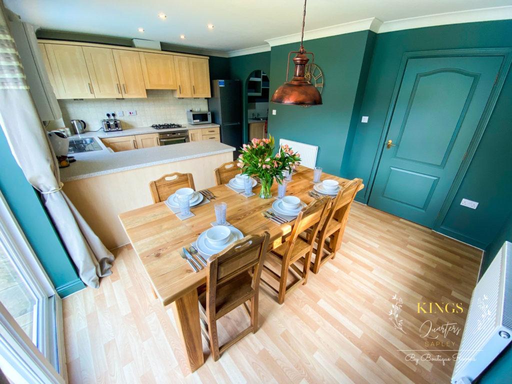 Boutique Rooms - Kings Quarters