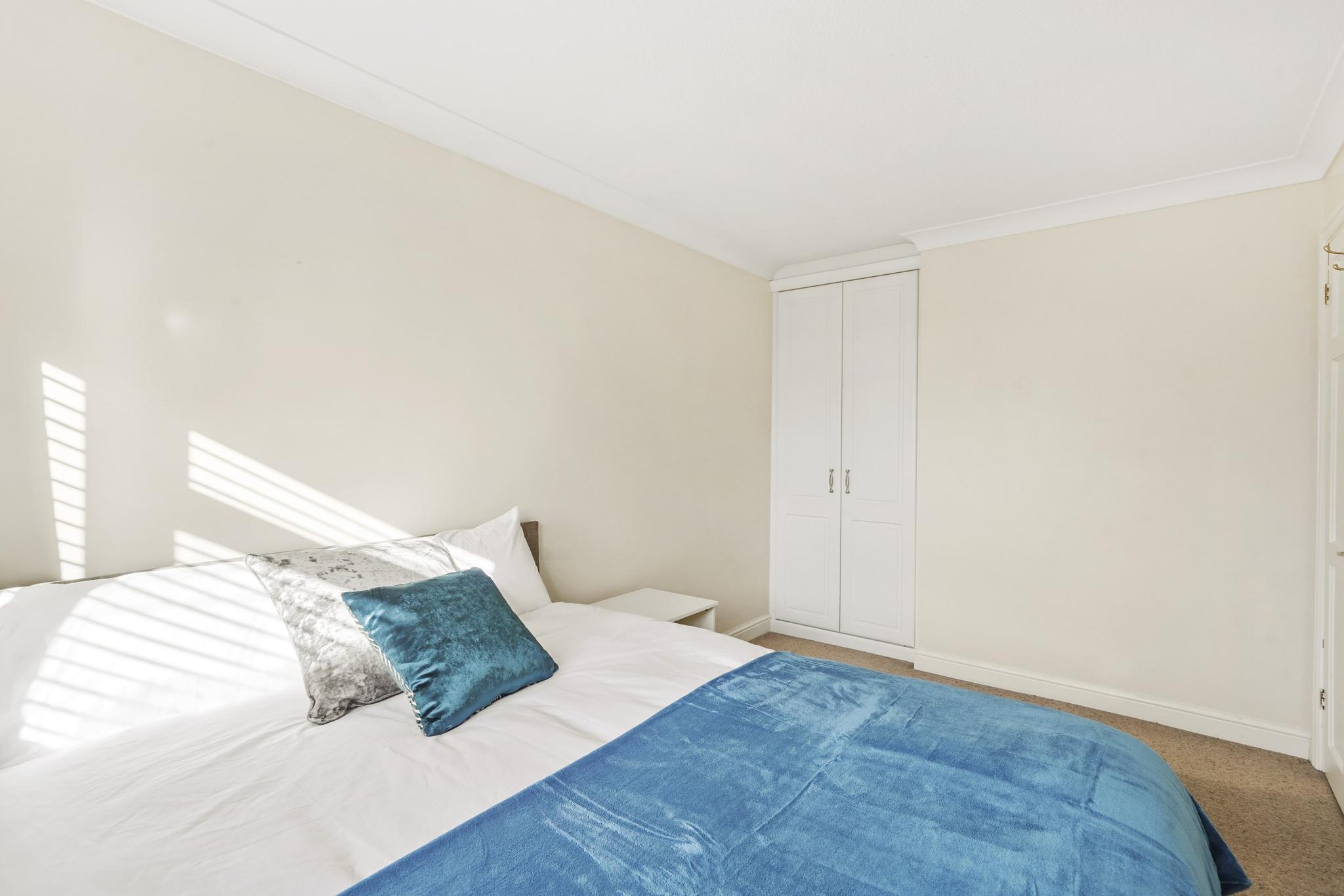 Haddenham Hideaway2