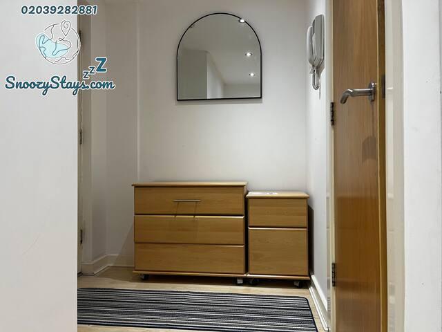 Spacious Luxury Apartment in MCR City Centre4