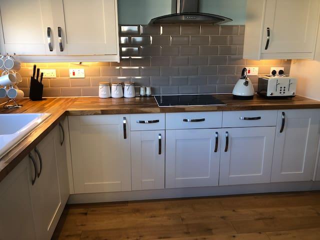 Edinburgh Street Home1