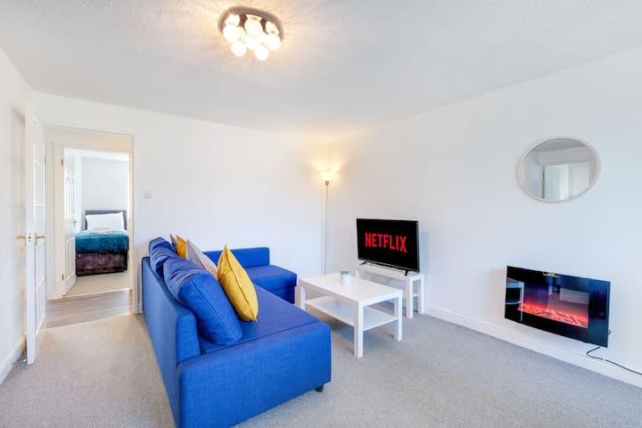 2 bed luxury apartment4