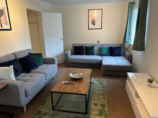 Tennyson House4