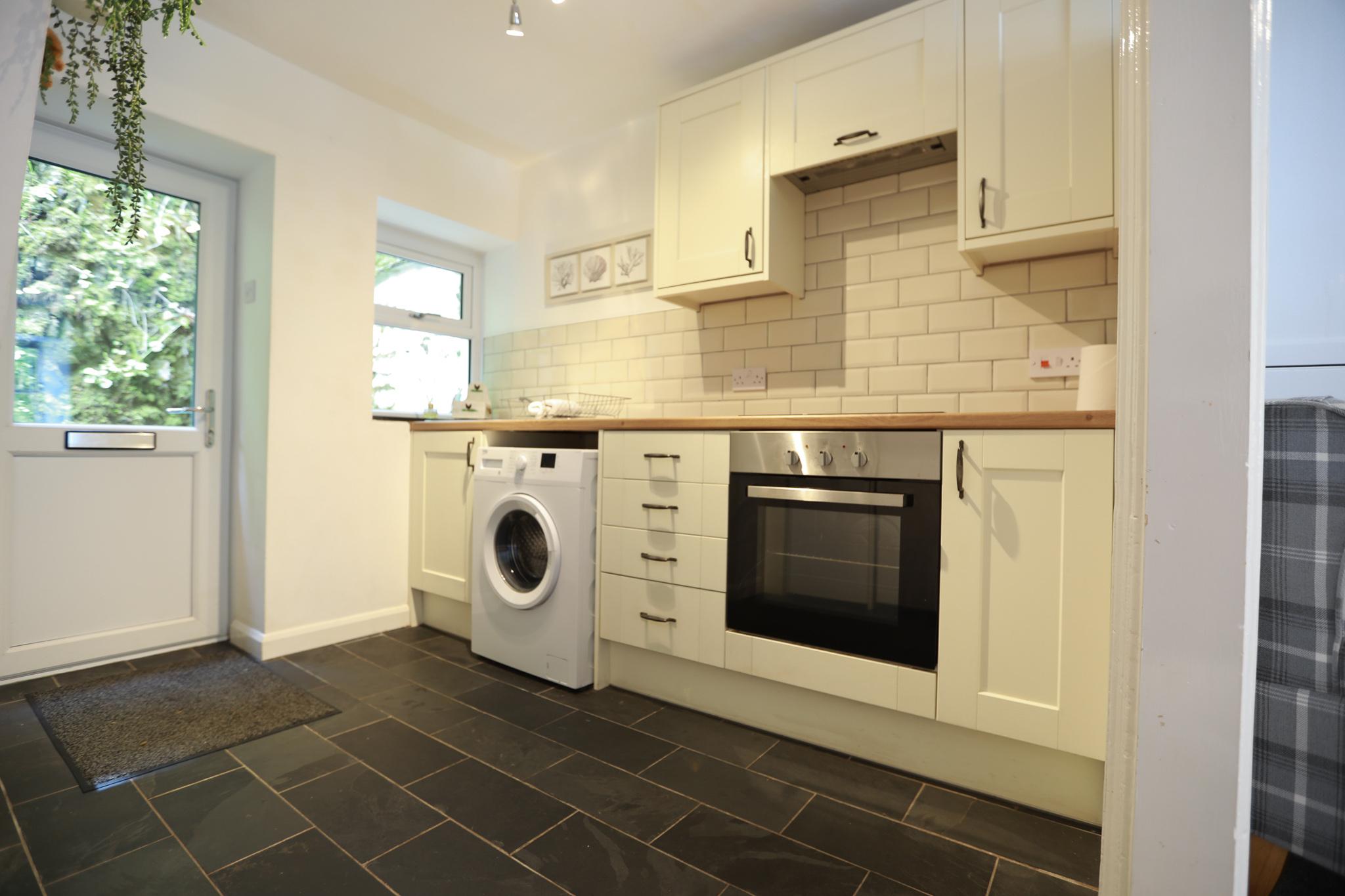 Lyn View Cottage5
