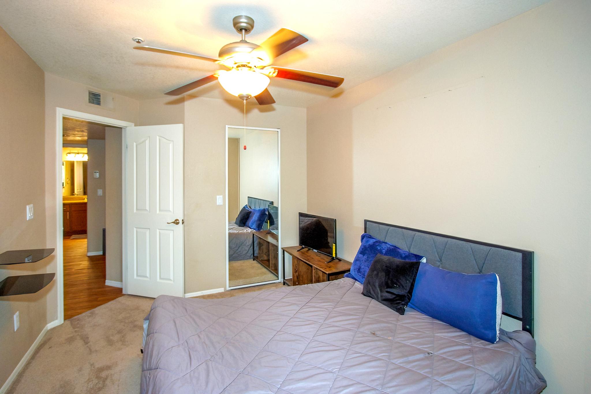 Charming 1-Bedroom Gem in Scottsdale3