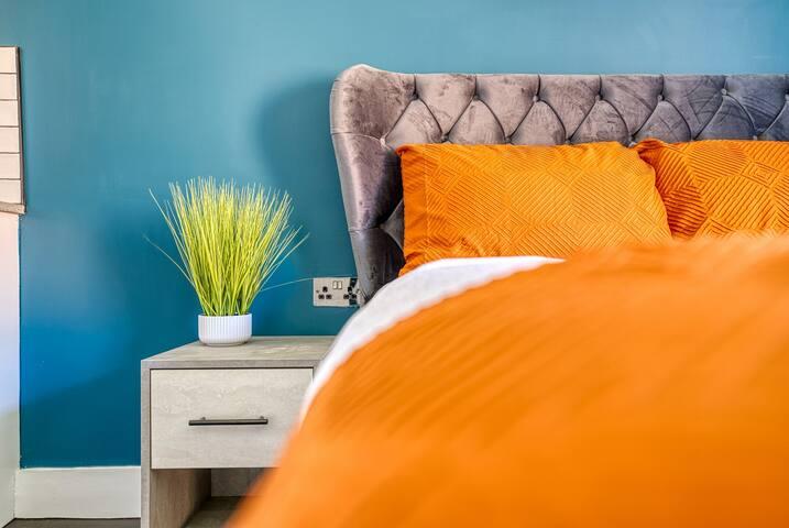 Coventry Studio Rooms · Bathroom · Kitchenette2