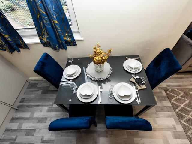 Pristine Relocation Flat 23