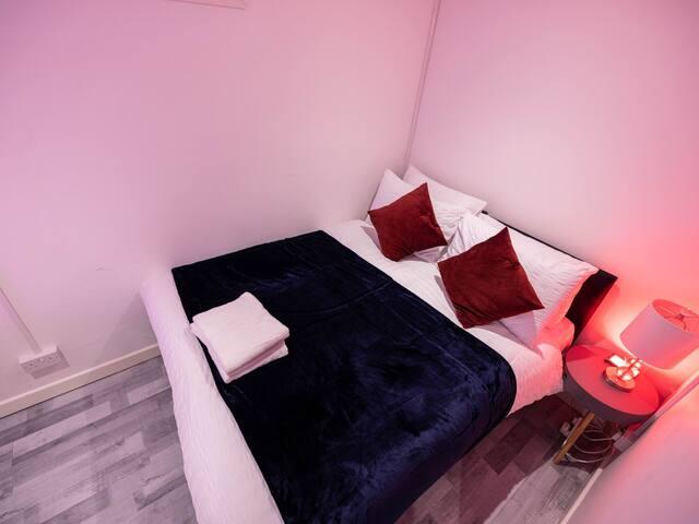 Pristine Relocation Flat 26
