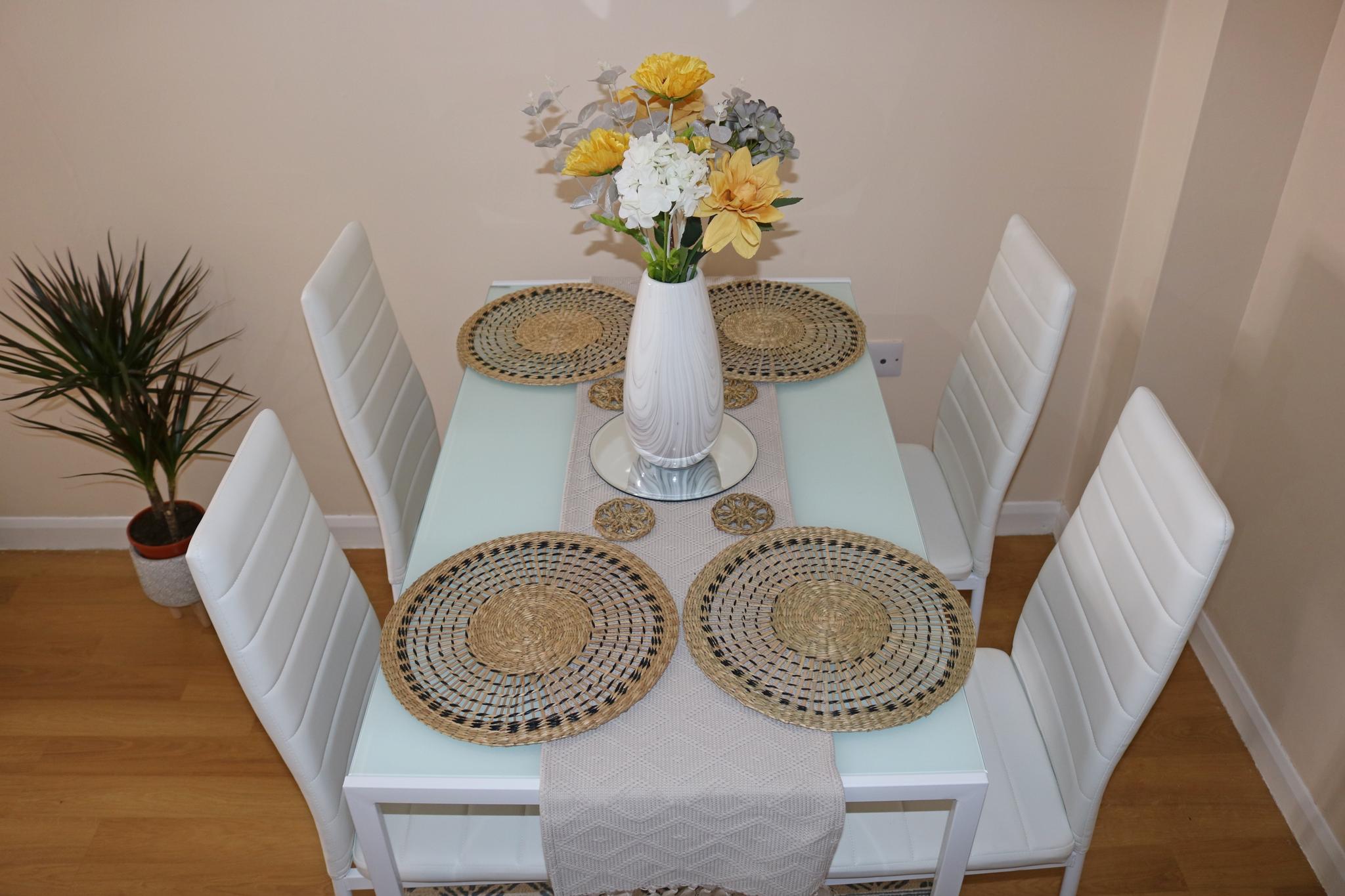 Cosy 2-Bedroom Apartment in Vibrant Colchester6