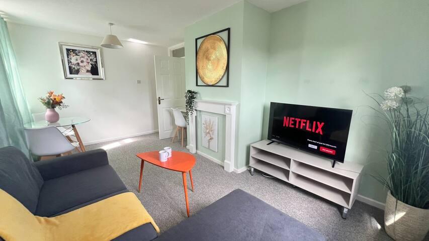 Corporates 1Bed Flat Stevenage SG1 Free Parking3