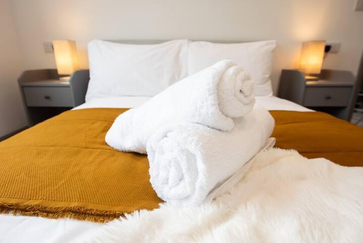Colchester 3bdr House, Free WiFi + 2xFree Parking6