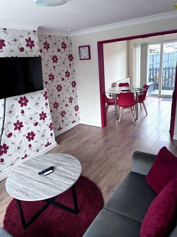 Luton Home, Near L&D - Free Netflix, Parking, Wifi2