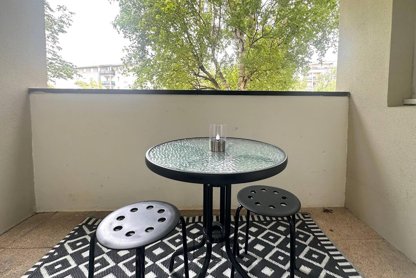 T2 entre Disney et Paris | Parking + Balcon3