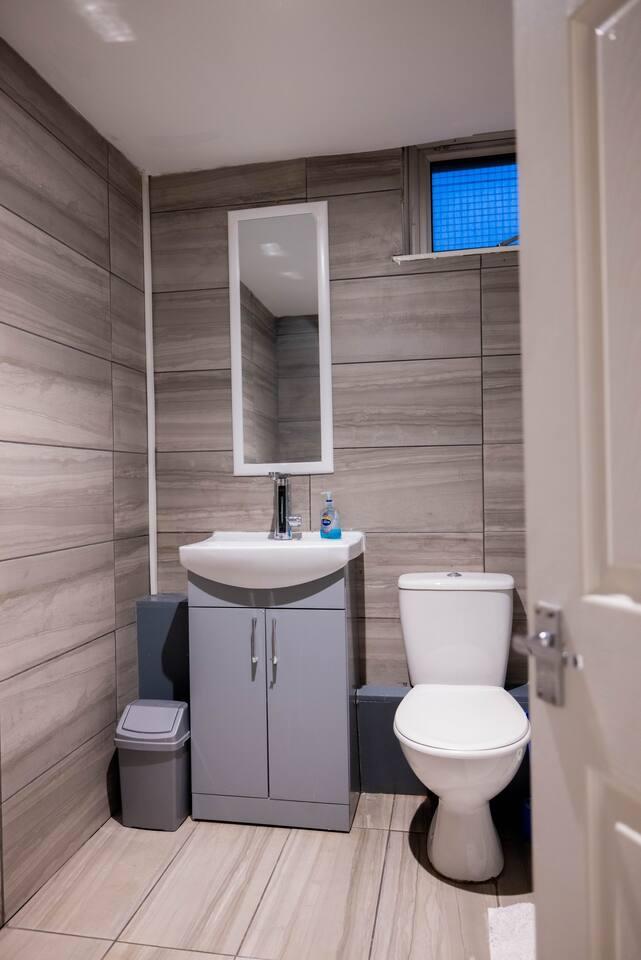 3 bedrooms flat-8 people-freeparking-wifi-babycot6