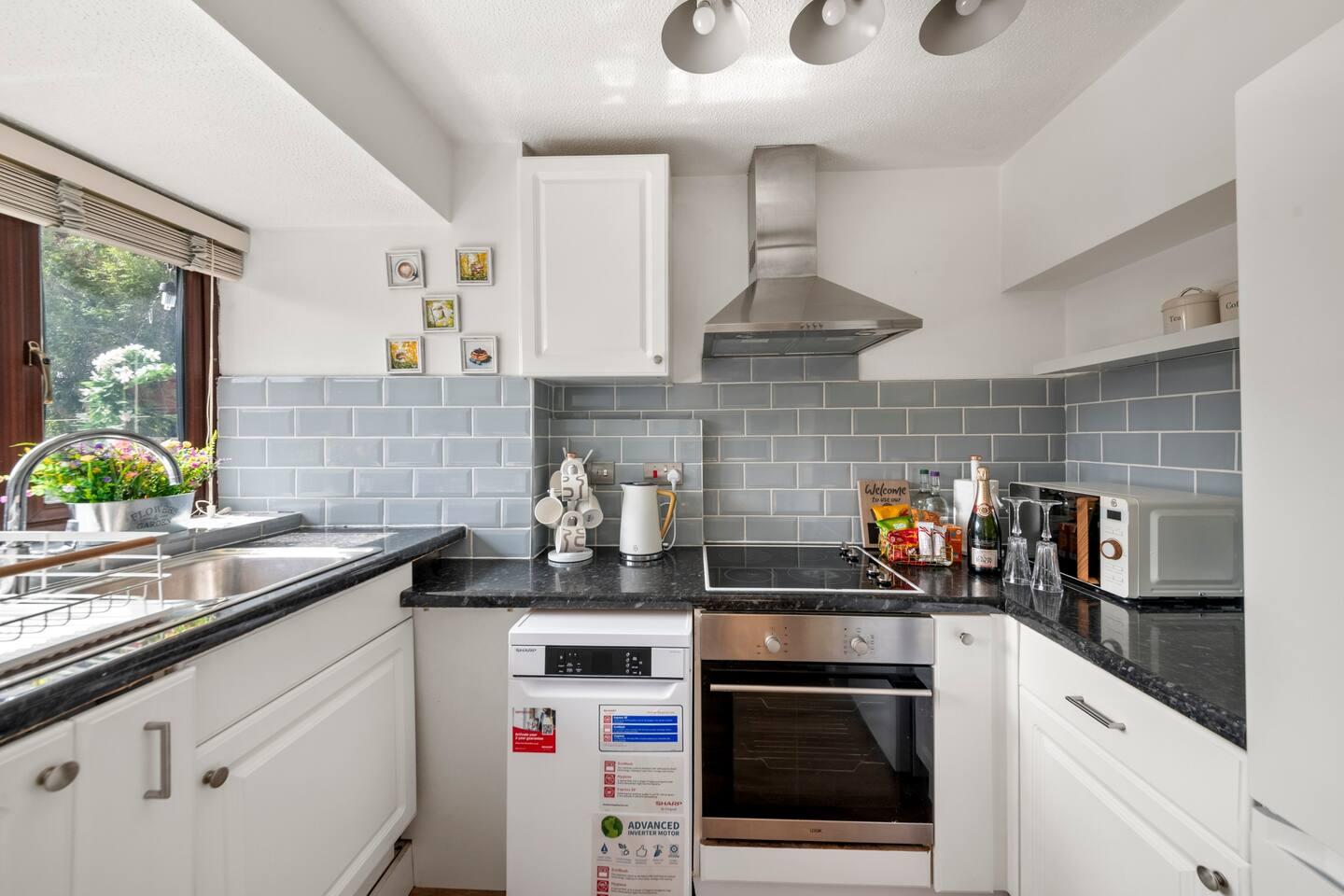 Radiant Hidden Gem-13 mins LHR,Eton,Windsor,Slough6