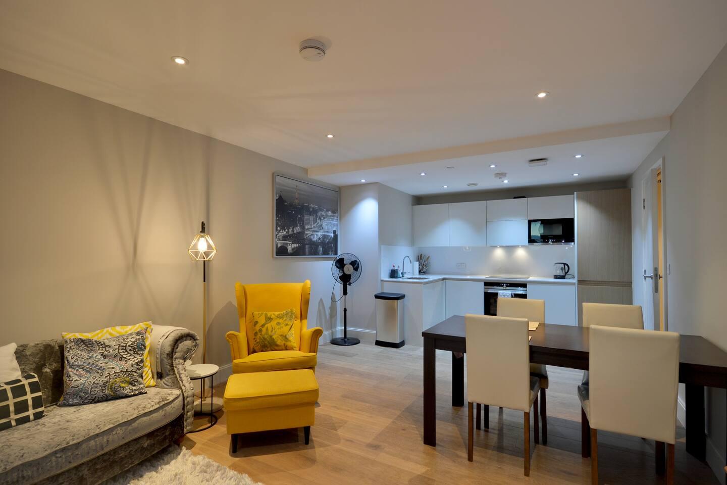 Modern Flat Near East Croydon2
