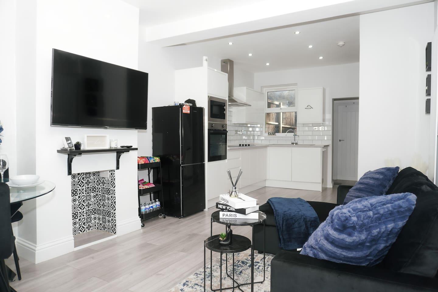 Dartford | Free Parking|30% off longer stays.2