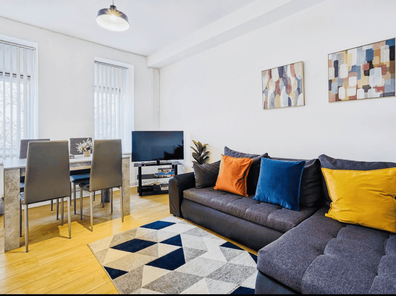 Manchester | Free Parking | Long Term Stays4