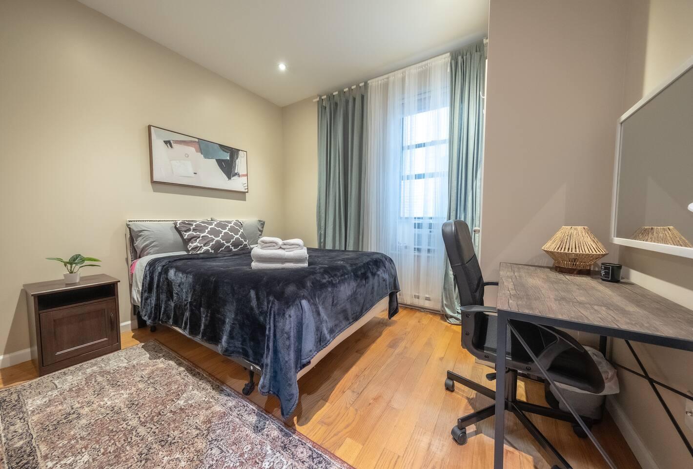 Spacious 3BR with Washer/Dryer - Central Park West3