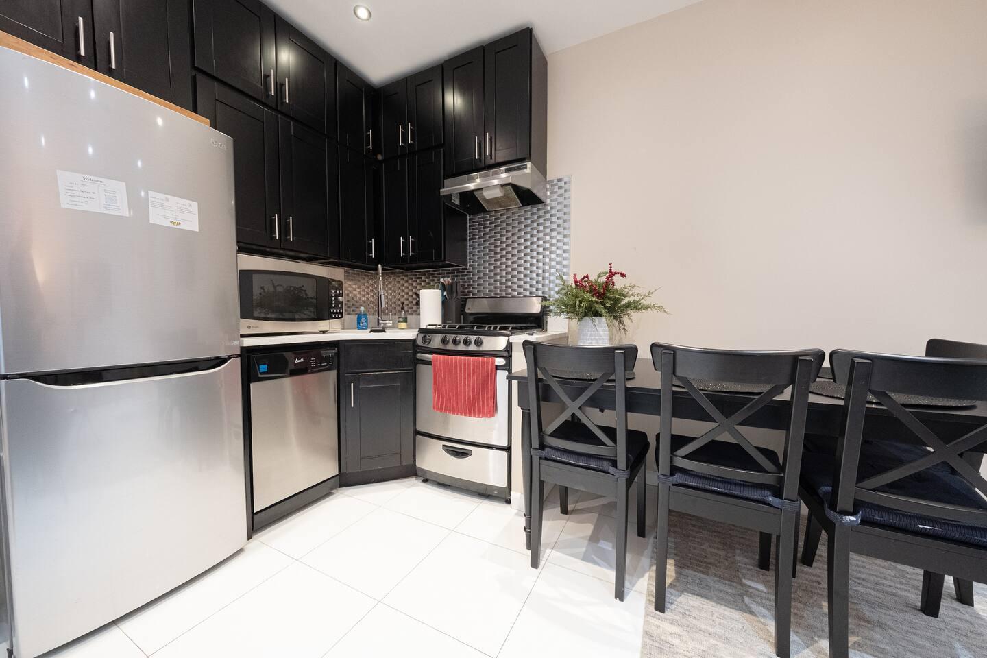 Spacious 3BR with Washer/Dryer - Central Park West6
