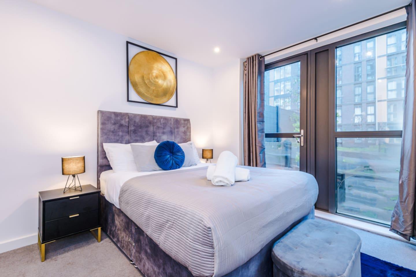 10% off: Modern, close to station, parking, clean5