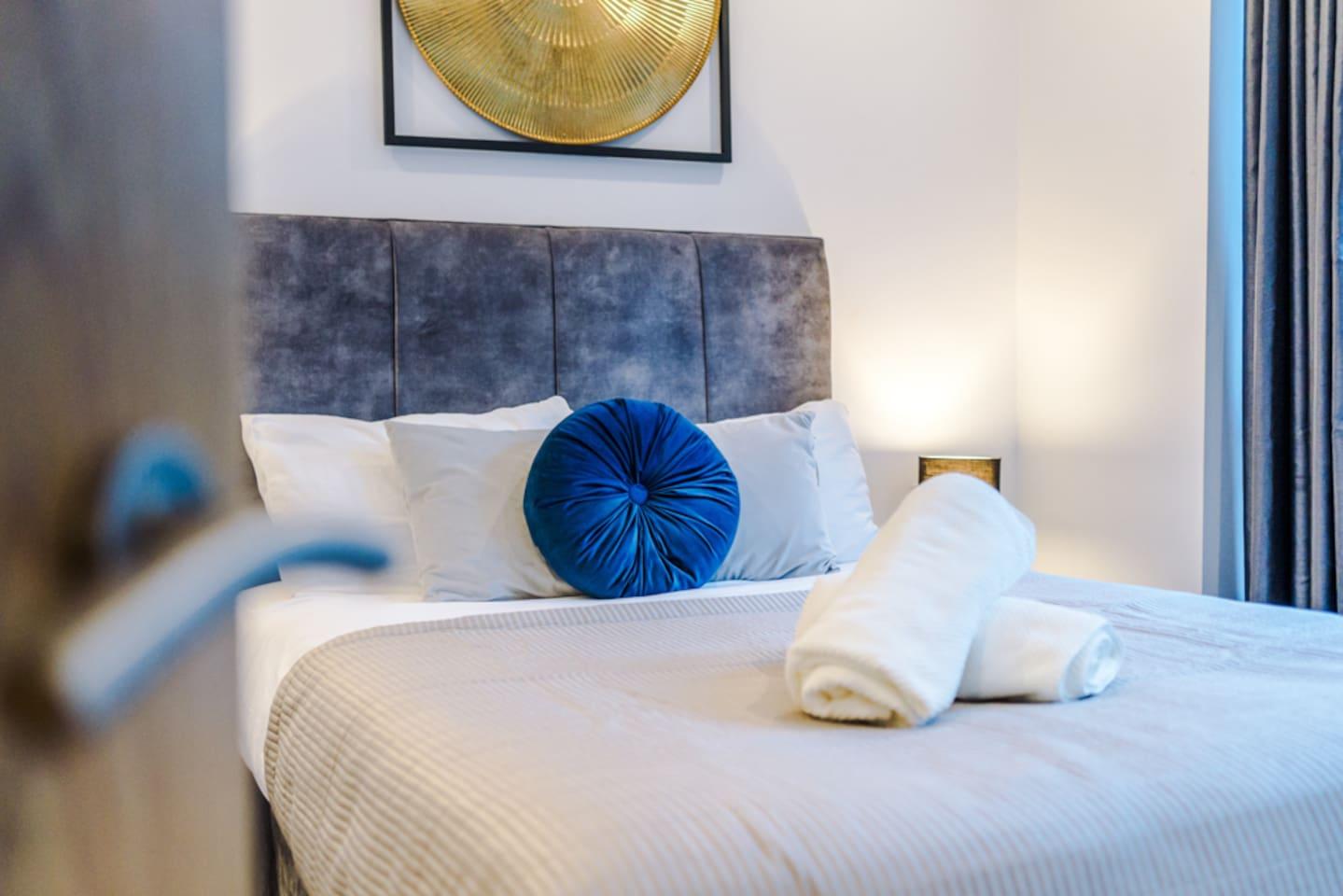 10% off: Modern, close to station, parking, clean6