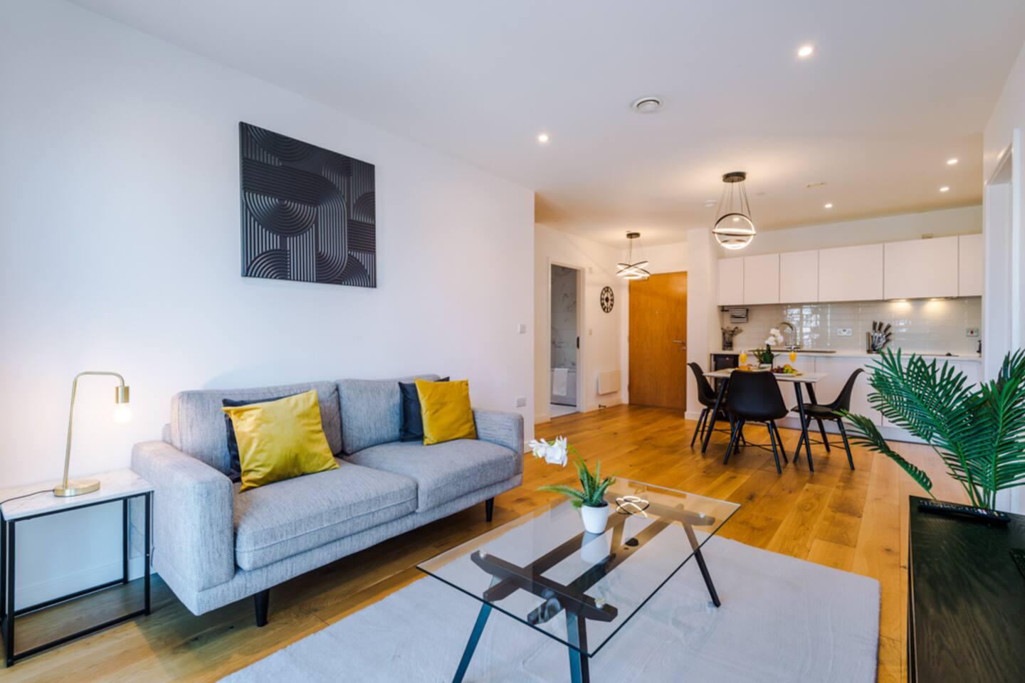 10% off: Parking,Near Station,Clean,Netflix,2bed2