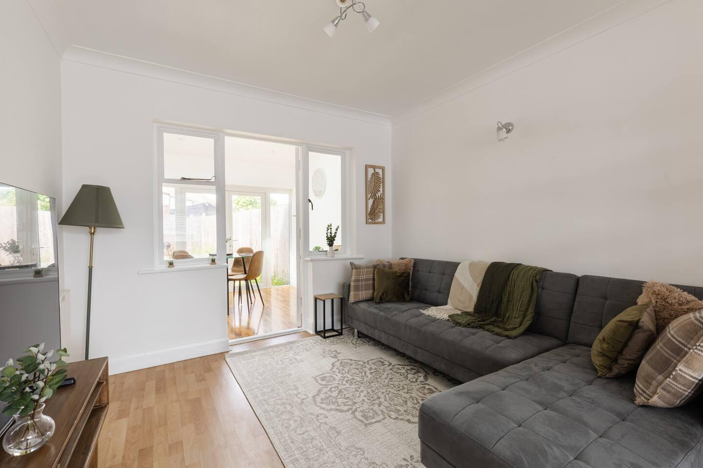 Spacious London Oasis