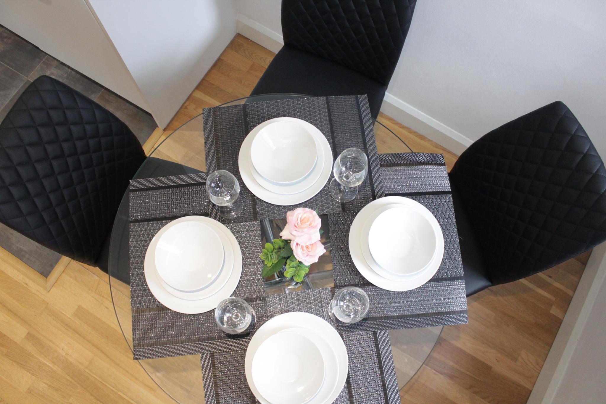 2 beds Bristol City Apartment2