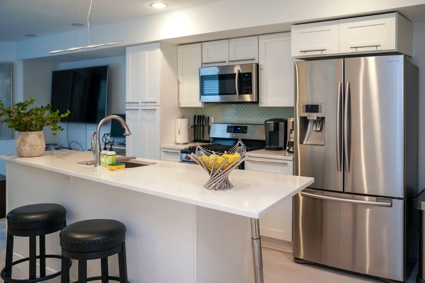 Elegant Shaw 2BR | Free Parking, Walkable to Metro3