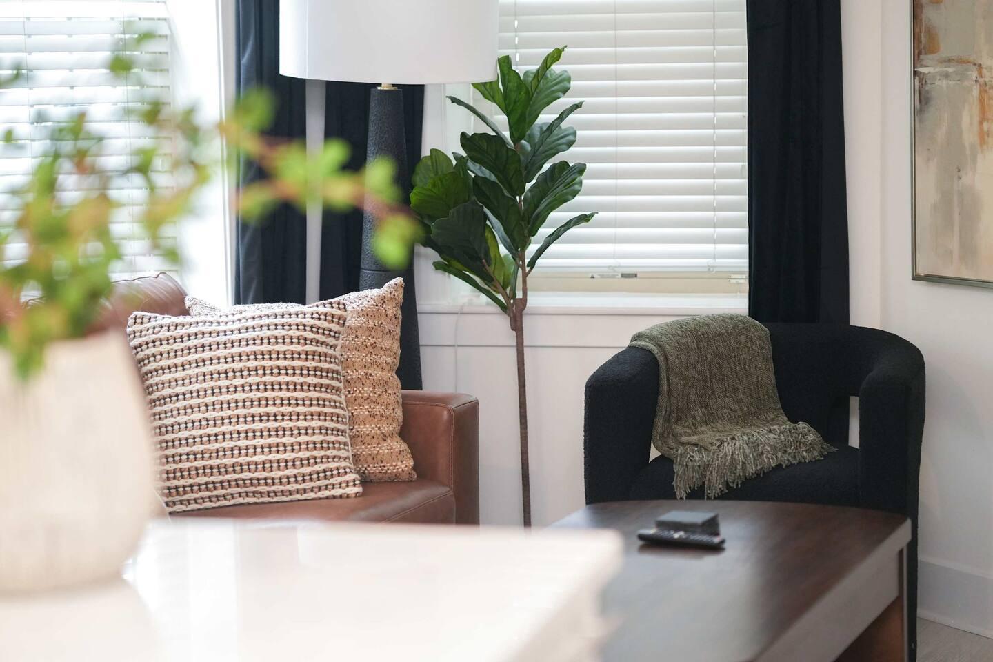 Elegant Shaw 2BR | Free Parking, Walkable to Metro4