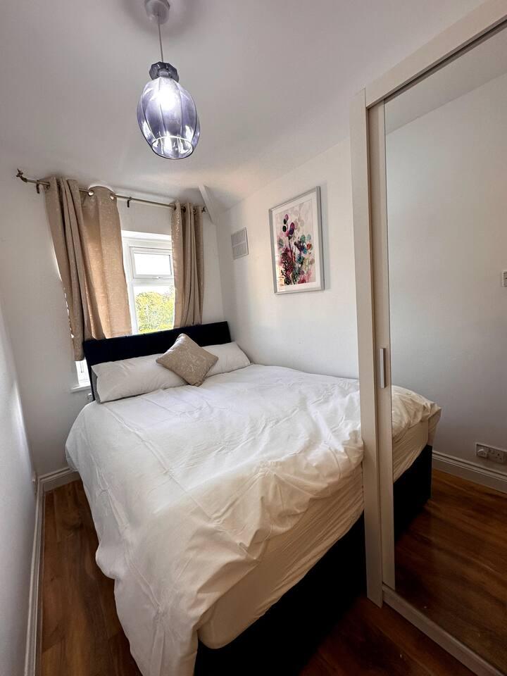 4 Beds | Free Parking | Fully Equipped Home2