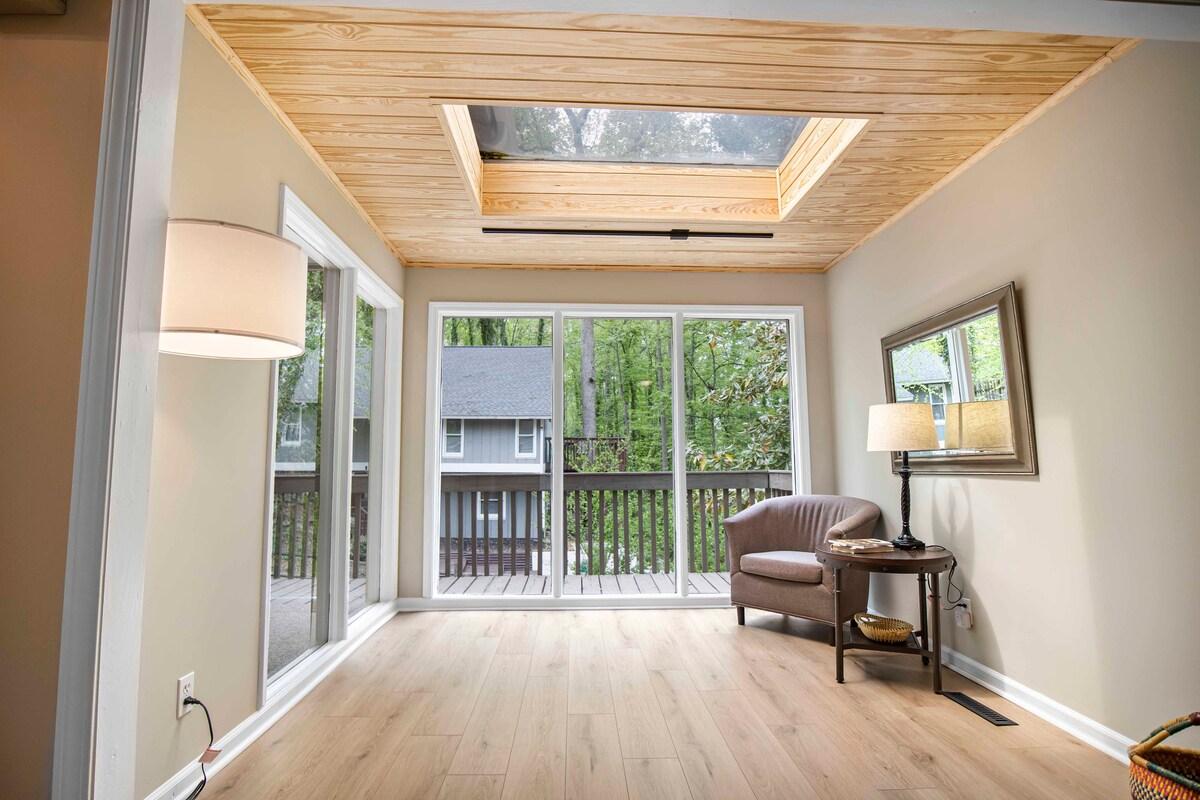 The Tiger's Den - Walk to downtown Clemson!6