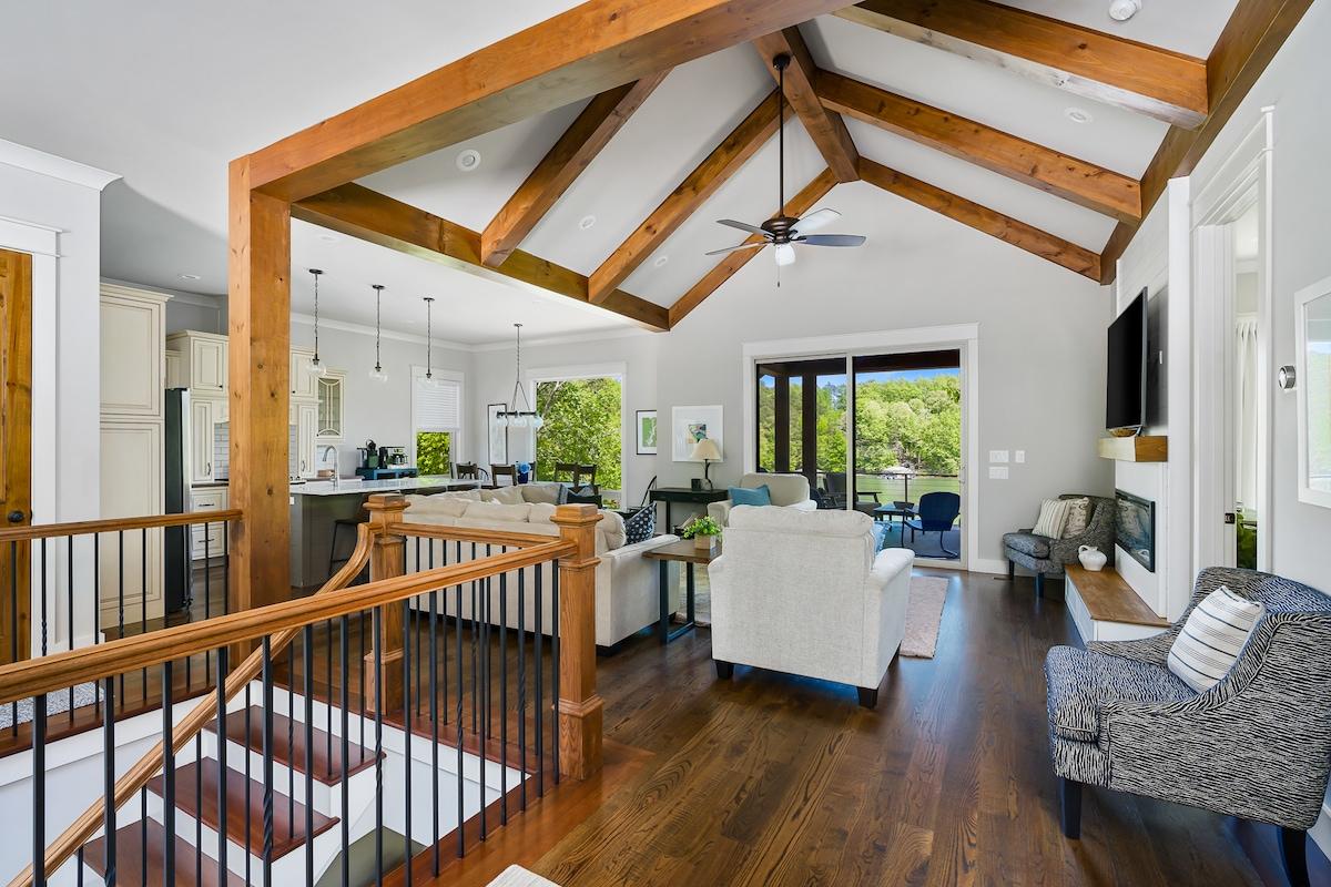 Hideaway Cove on Lake Keowee2