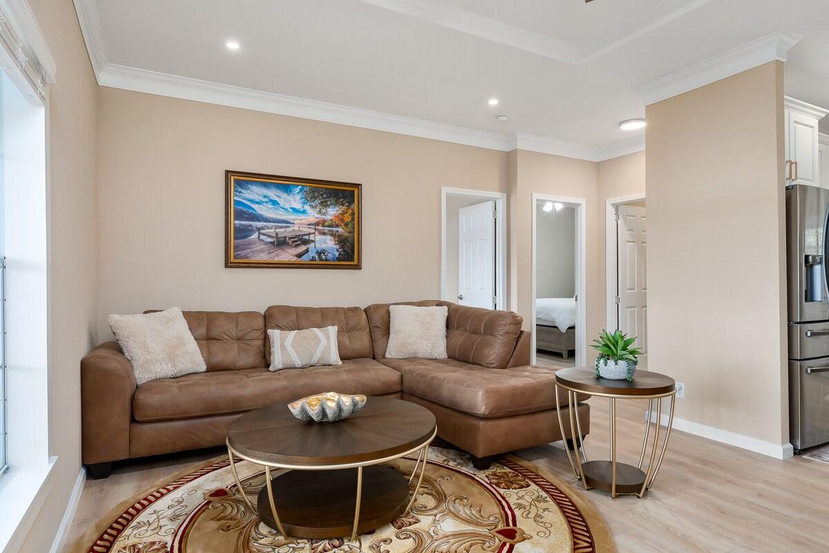 Paradise Point on Lake Keowee!3