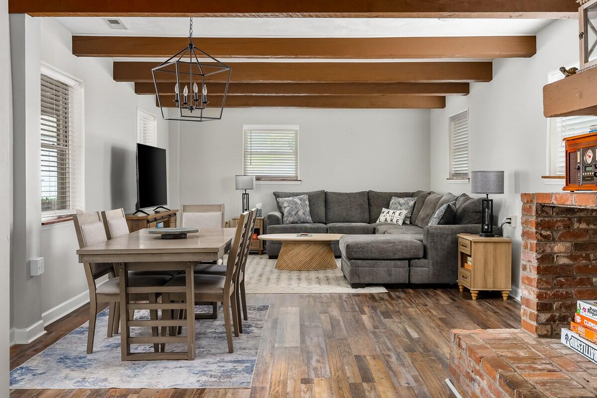 A Valley Echoes on Lake Hartwell!4