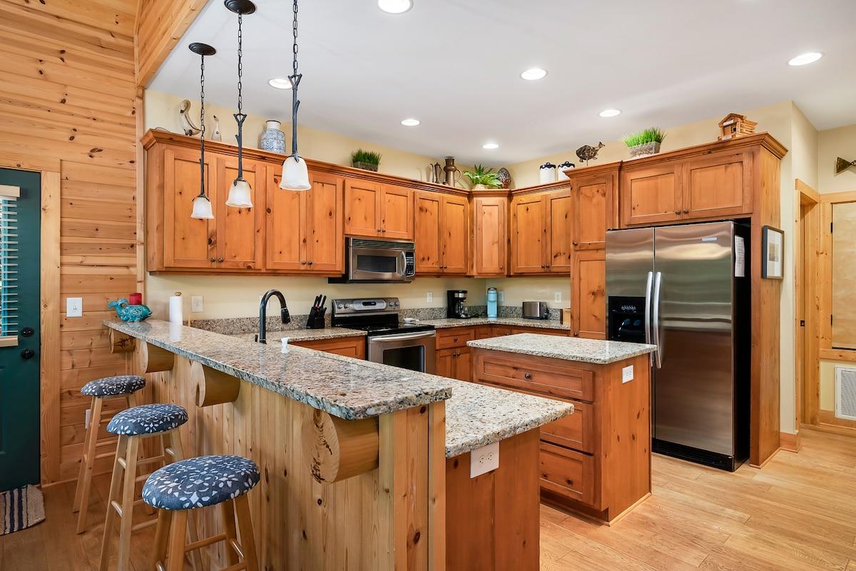 Serenity Bay on Lake Keowee!6