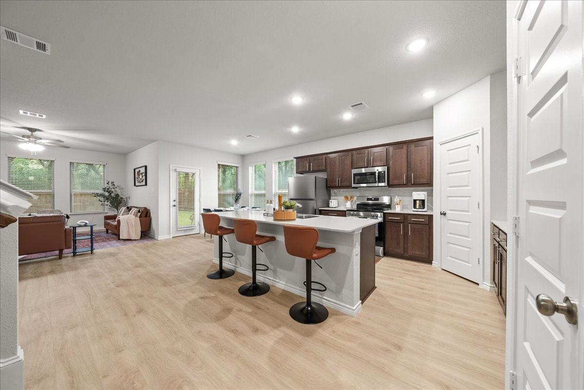 Luxurious 4 Bed Duplex in Denton TX Near UNT, TWU | Oakli