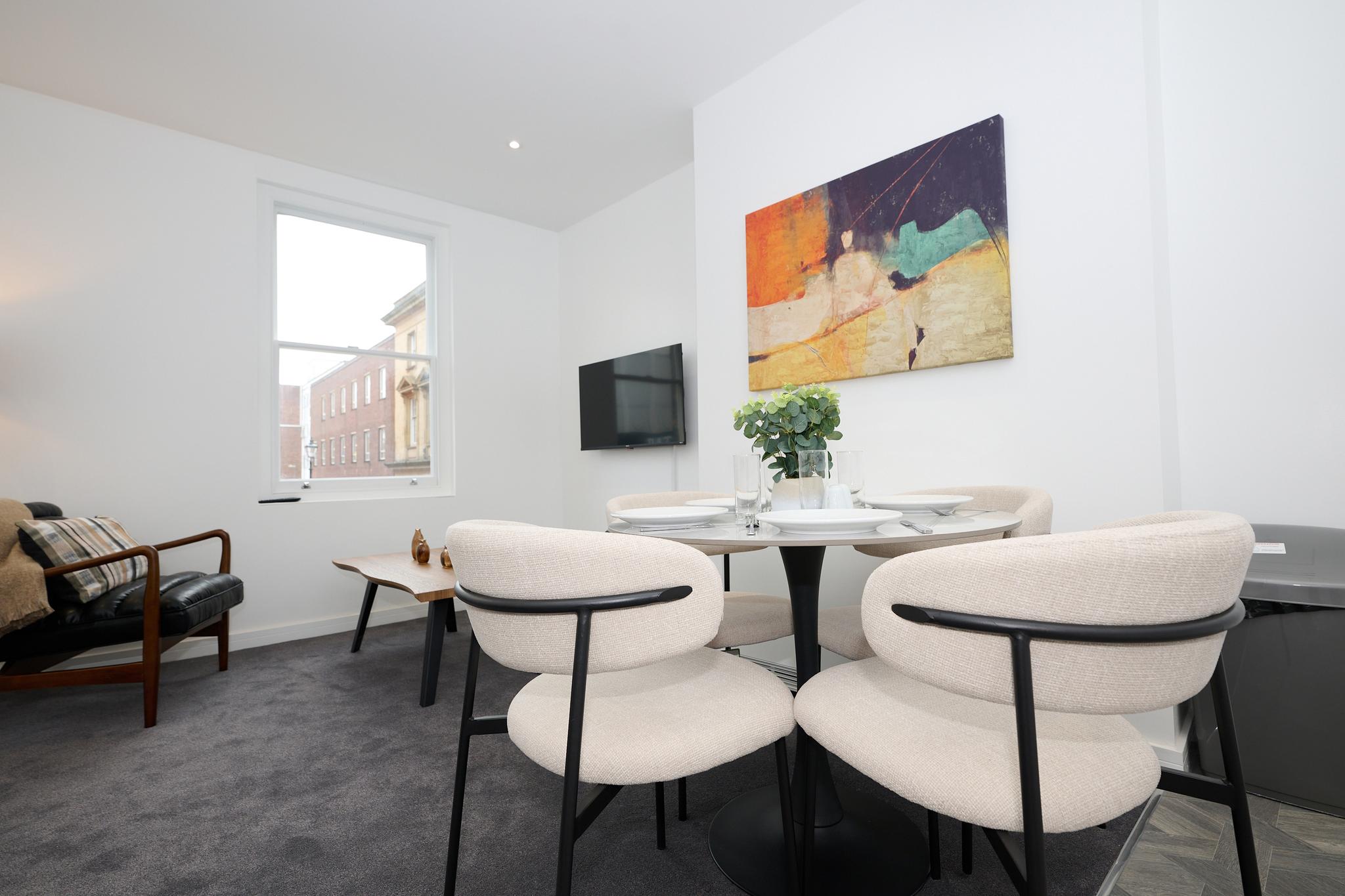 1C Lime Street Apartment5