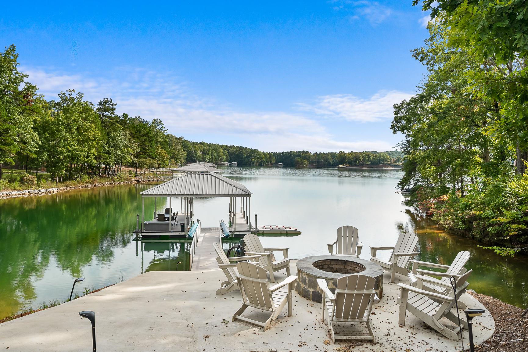 Cane Creek Retreat on Lake Keowee!6