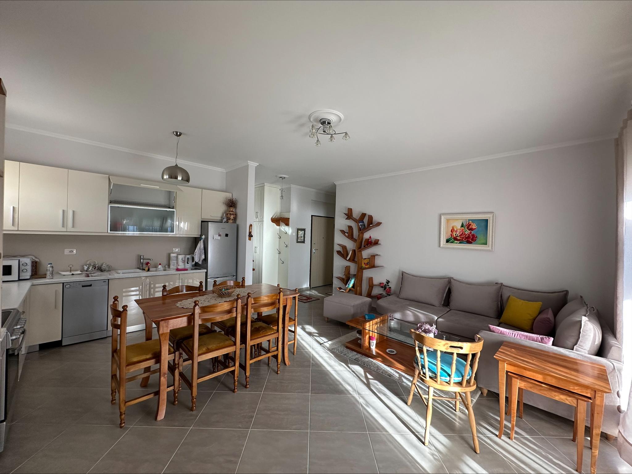 Olive Hill Apartment2