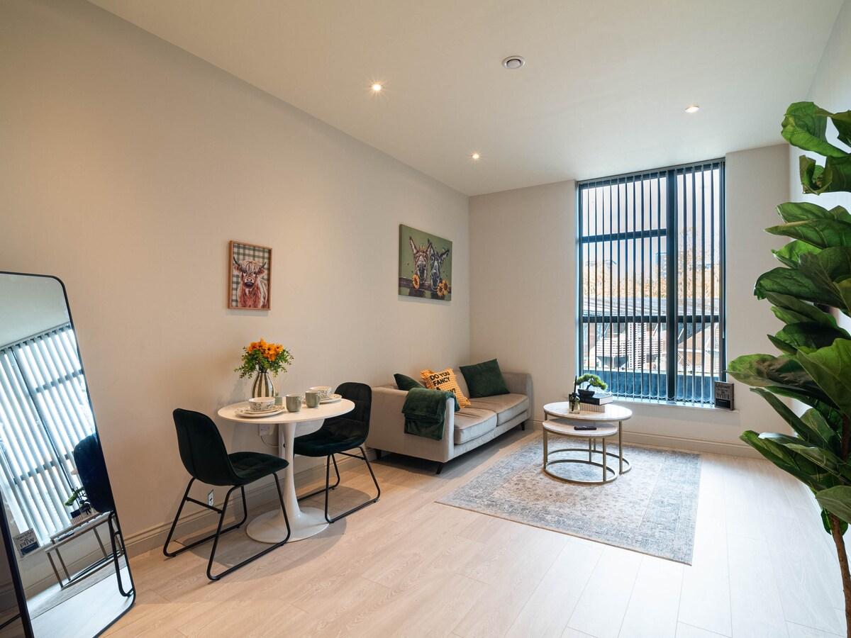 Luxury 1-Bed Apartment in Leeds City Centre3
