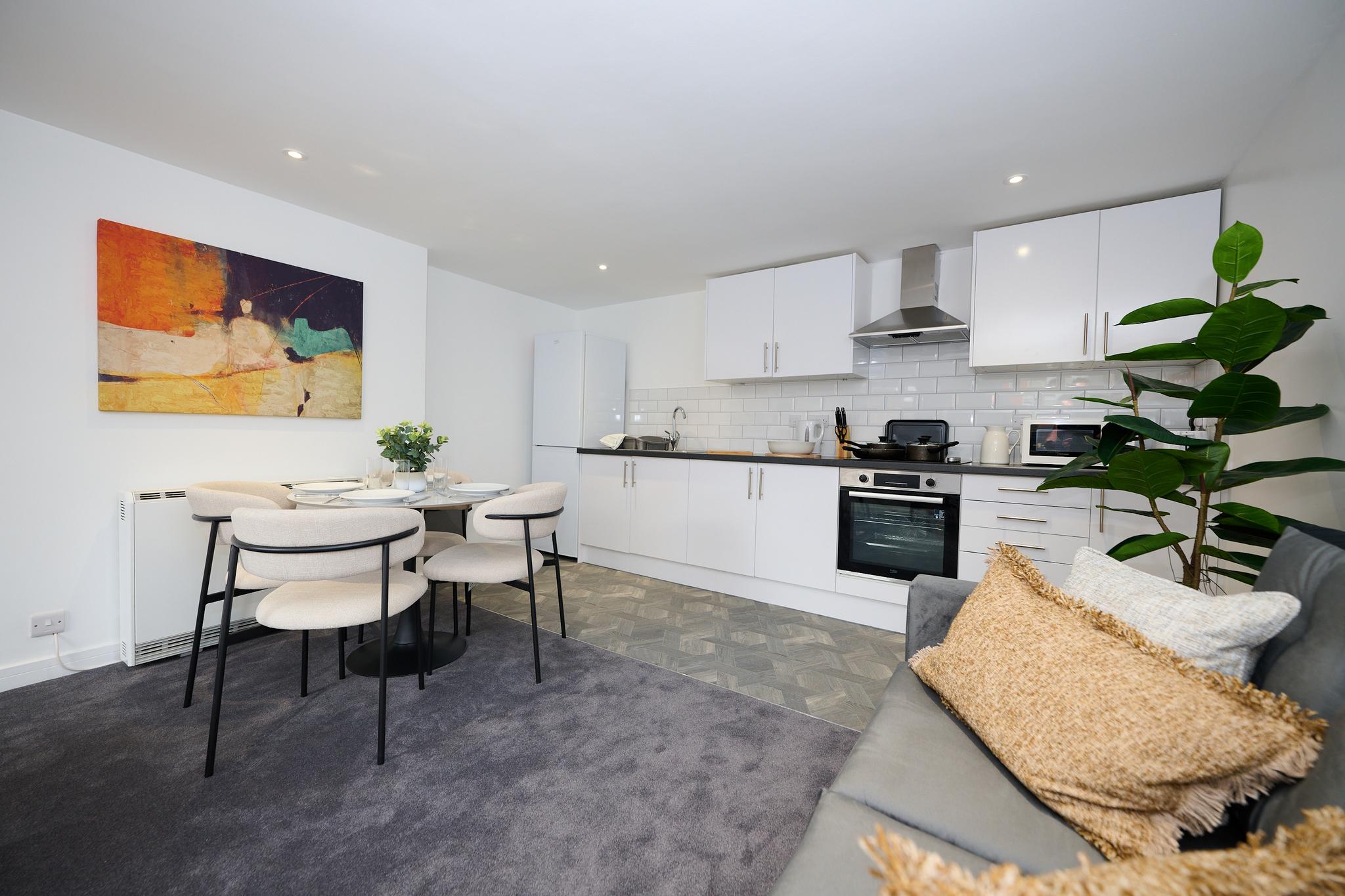 1C Lime Street Apartment