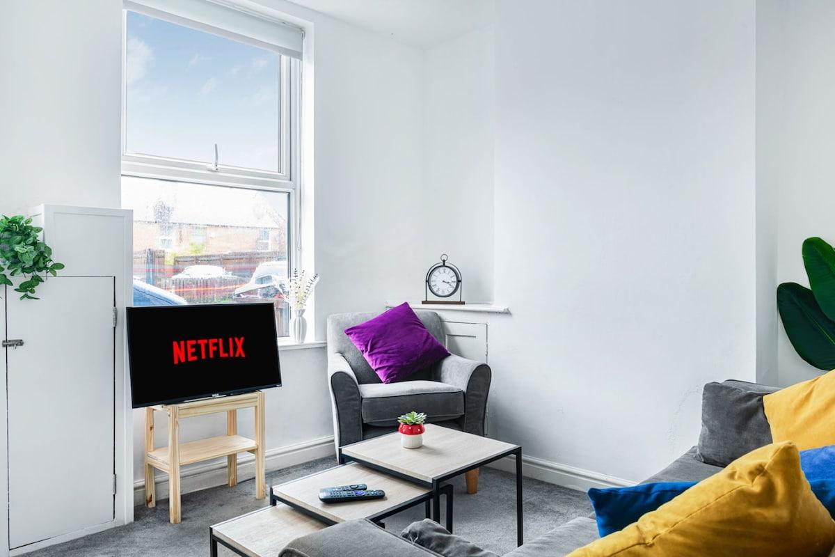 Stylish 2Bed Nottingham Parking, Garden, Workspace