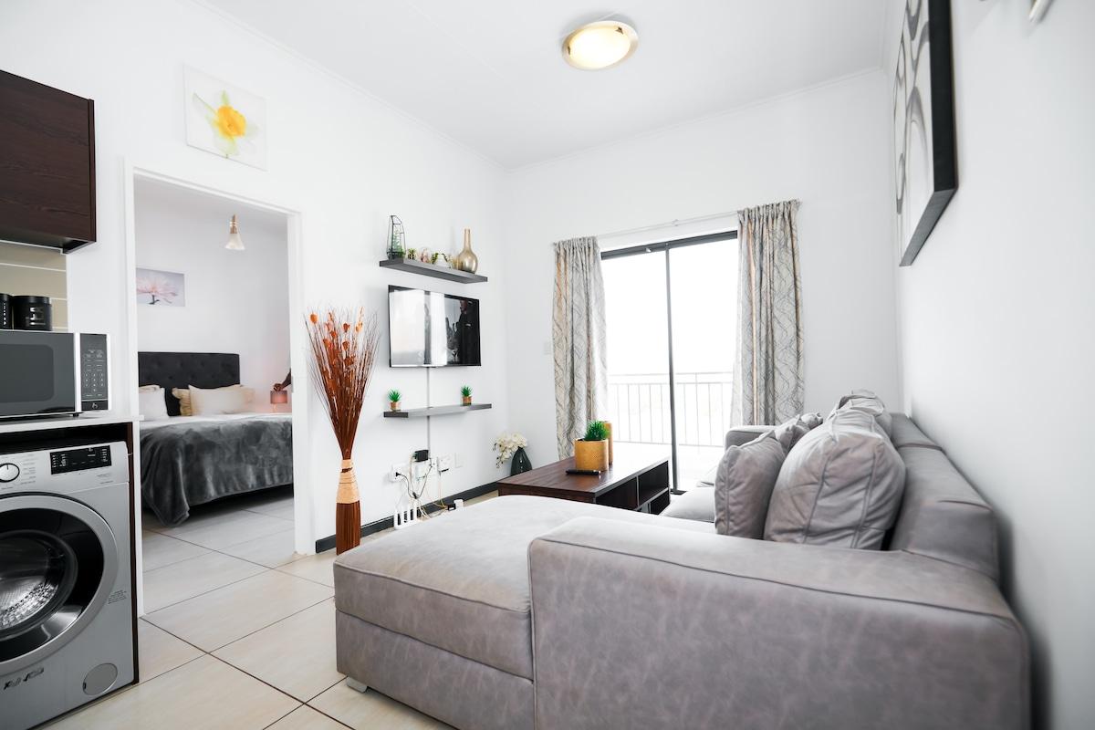 Sam's Apartments & Services-GR4 Spacious 1 Bedroom4