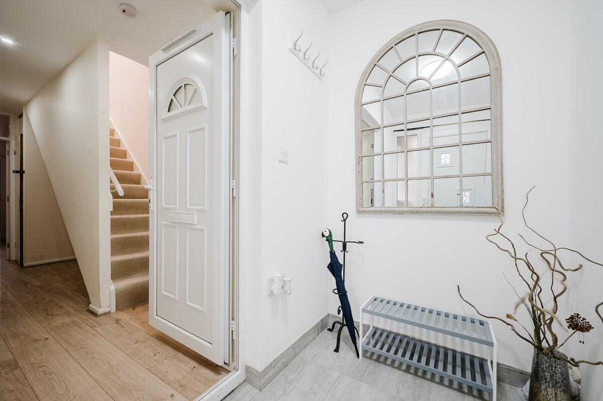 Free Parking • 2bath • 3Bedroom • ManchesterCentre5